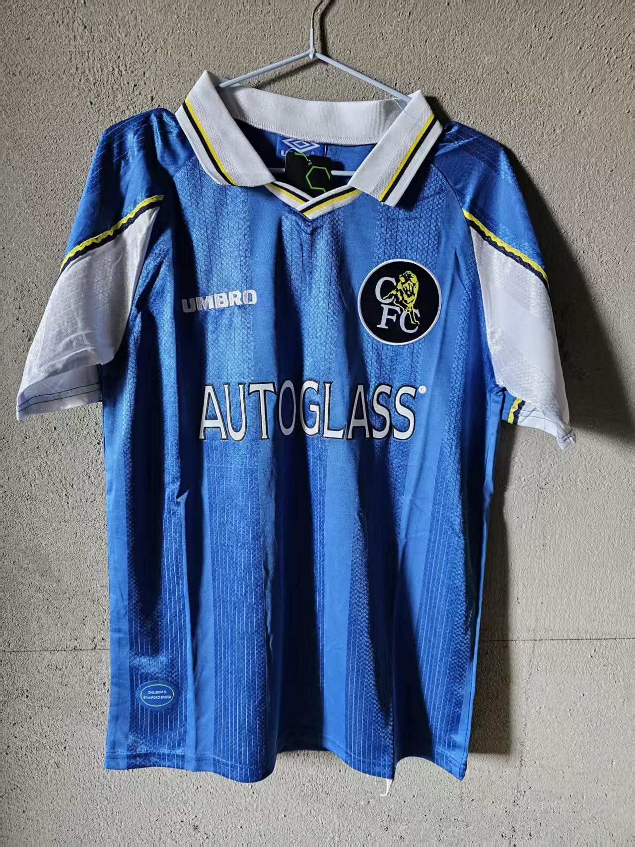 Other 1997 1999 Chelsea 25 Gianfranco Zola Jersey Home Size US XL / EU 56 / 4 - 2 Thumbnail