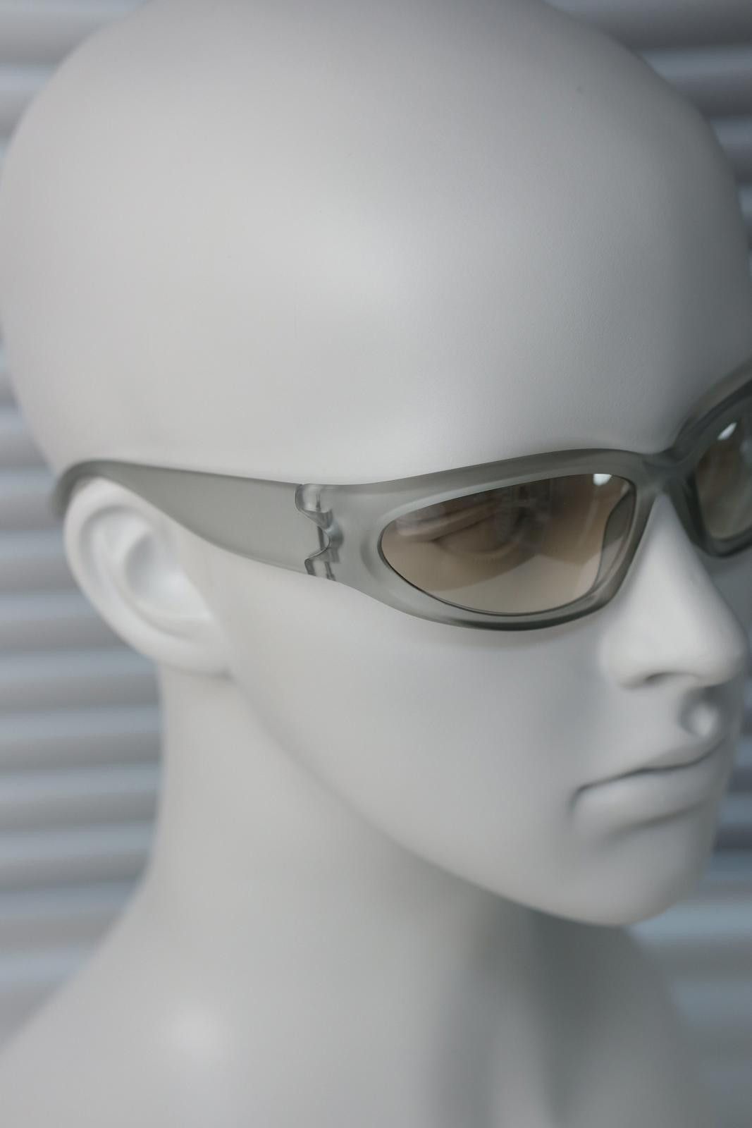 Japanese Brand Vtg Y2k Avant Garde Futuristic Black Sunglasses Unisex OS Size ONE SIZE - 4 Thumbnail