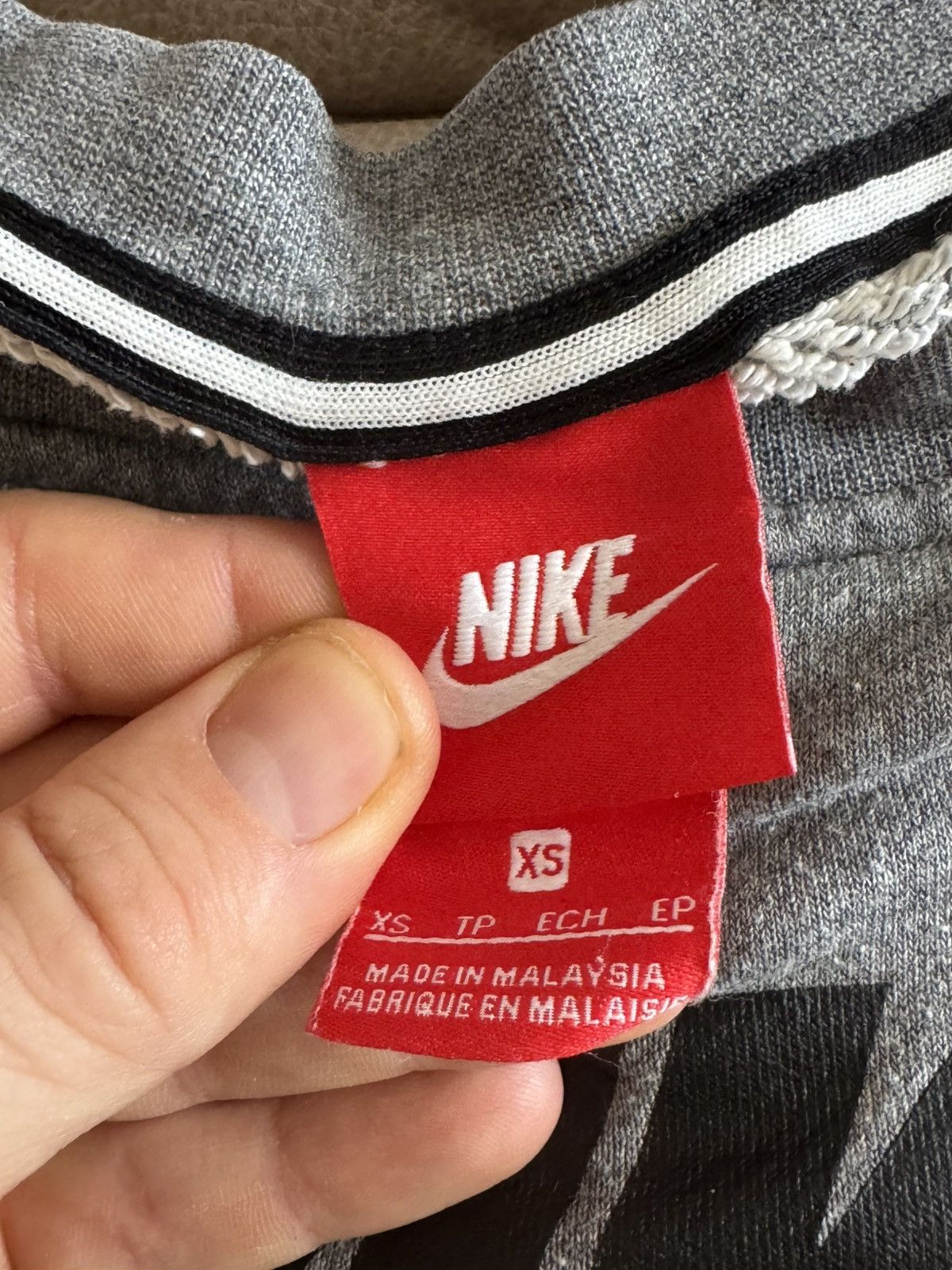 Nike Nike Grey Logo Sweatshirt XS Size US XS / EU 42 / 0 - 4 Thumbnail