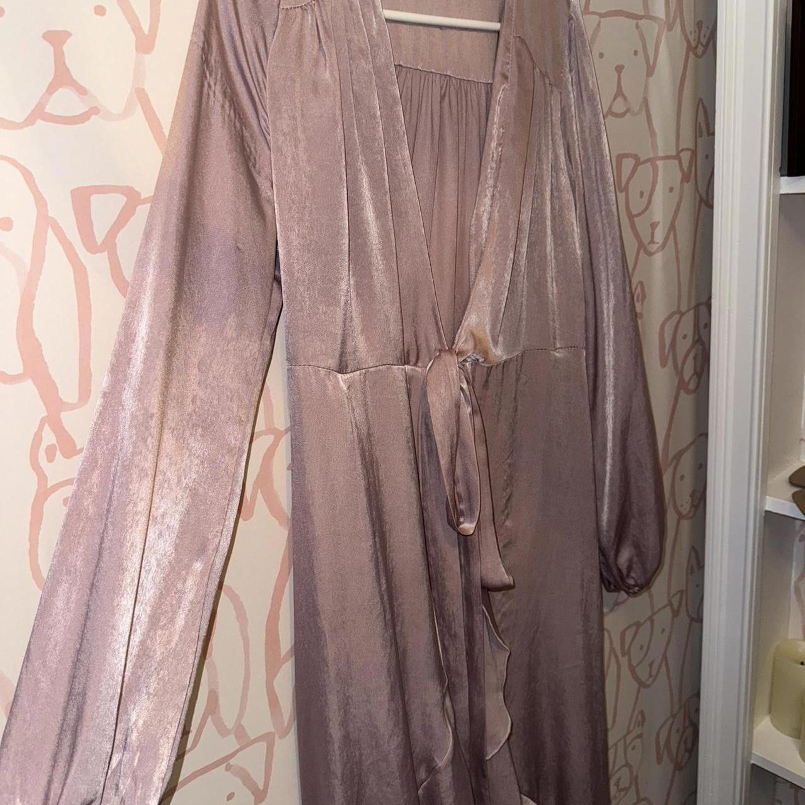 Designer Flounce London satin long sleeve wrap maxi dress Size M / US 6-8 / IT 42-44 - 4 Thumbnail