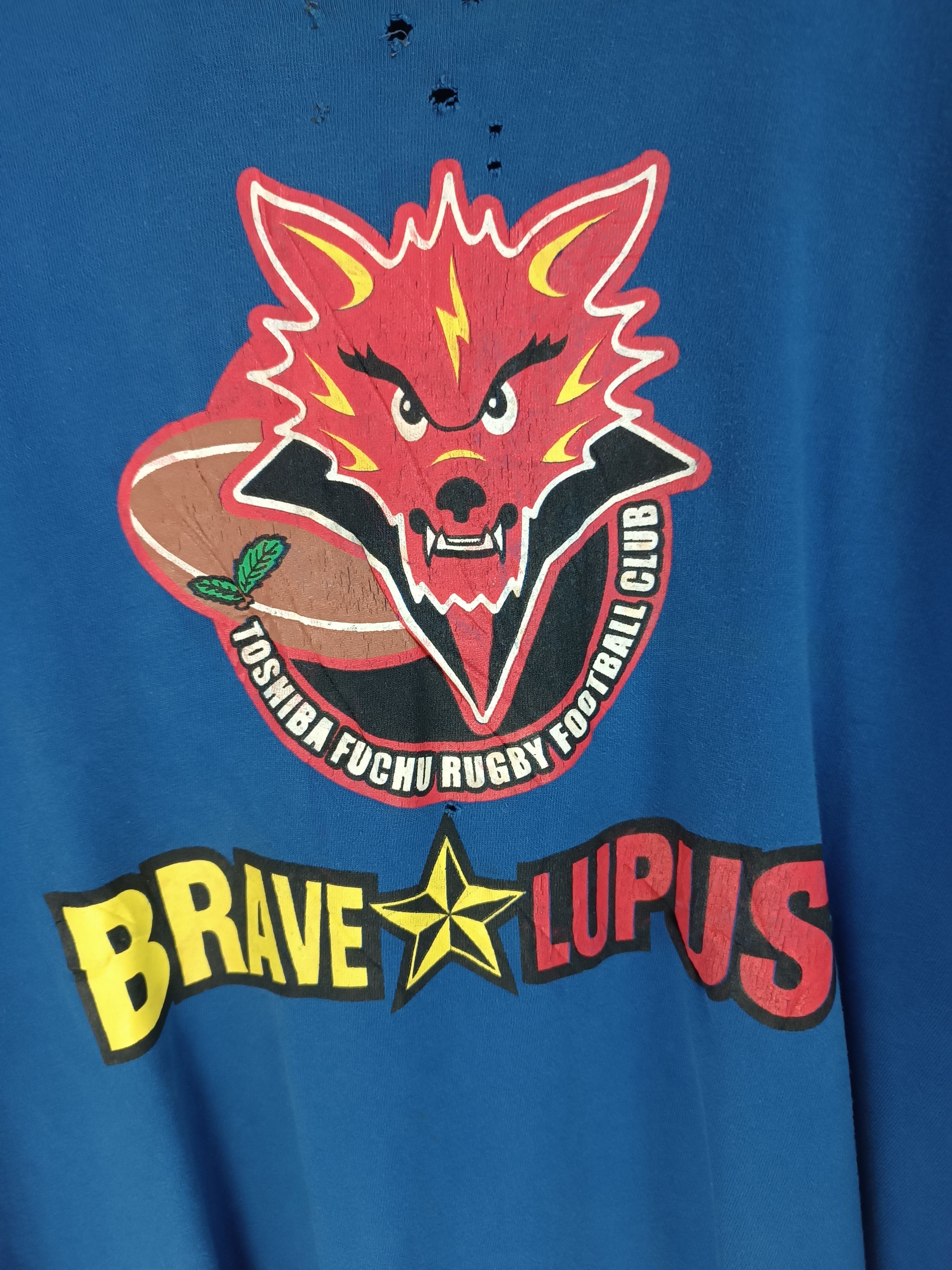 Vintage THRASHED FADED VINTAGE Y2K BRAVE LUPUS TEE RUGBY JAPAN Size US M / EU 48-50 / 2 - 10 Thumbnail