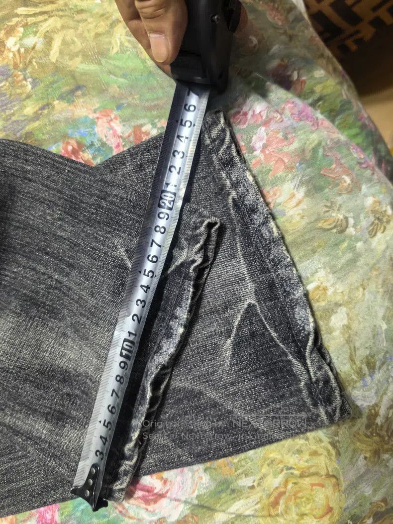 Neighborhood Neighborhood size M Jeans Size US 27 - 8 Thumbnail