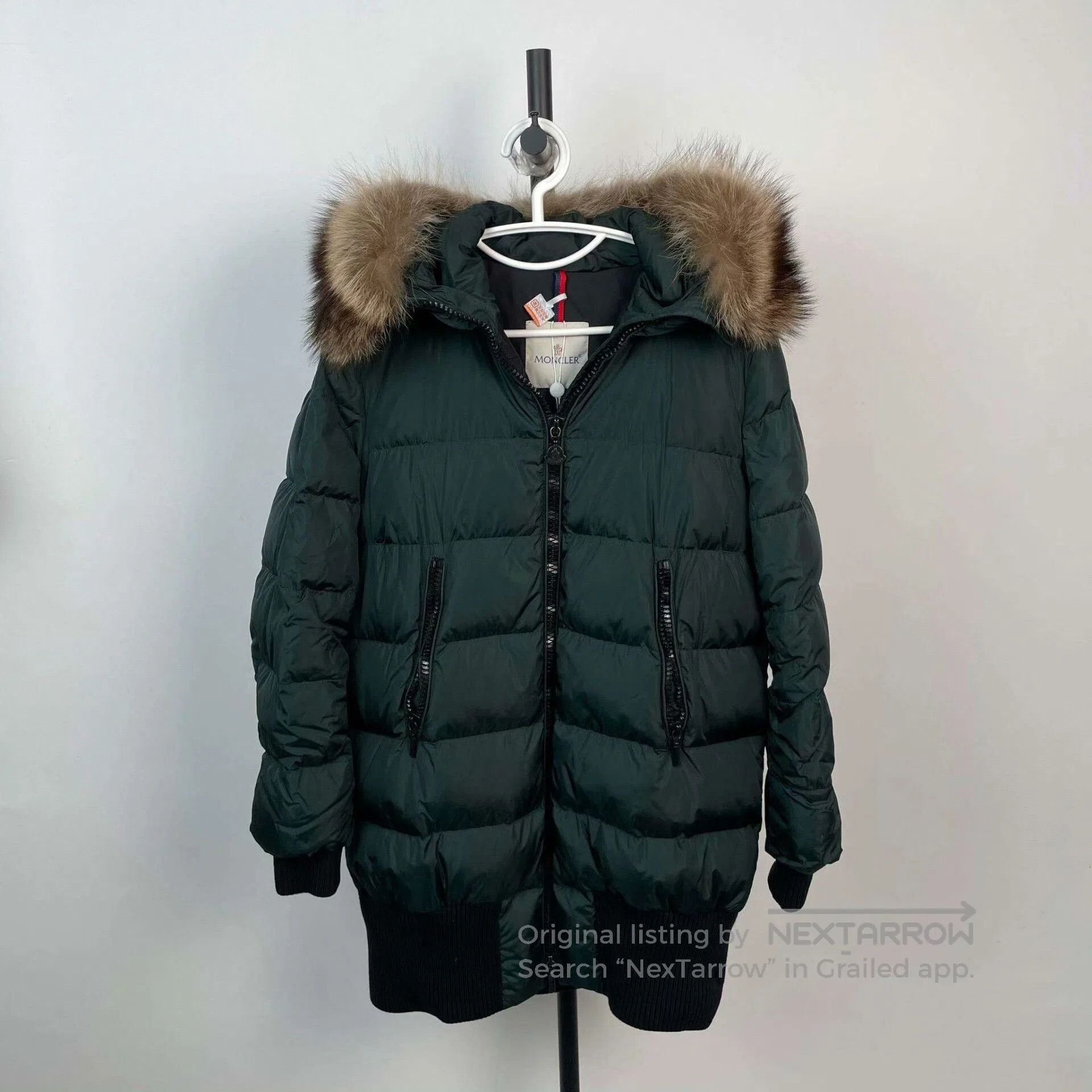 Moncler Moncler Size 2 Mid. Size M / US 6-8 / IT 42-44 - 1 Thumbnail