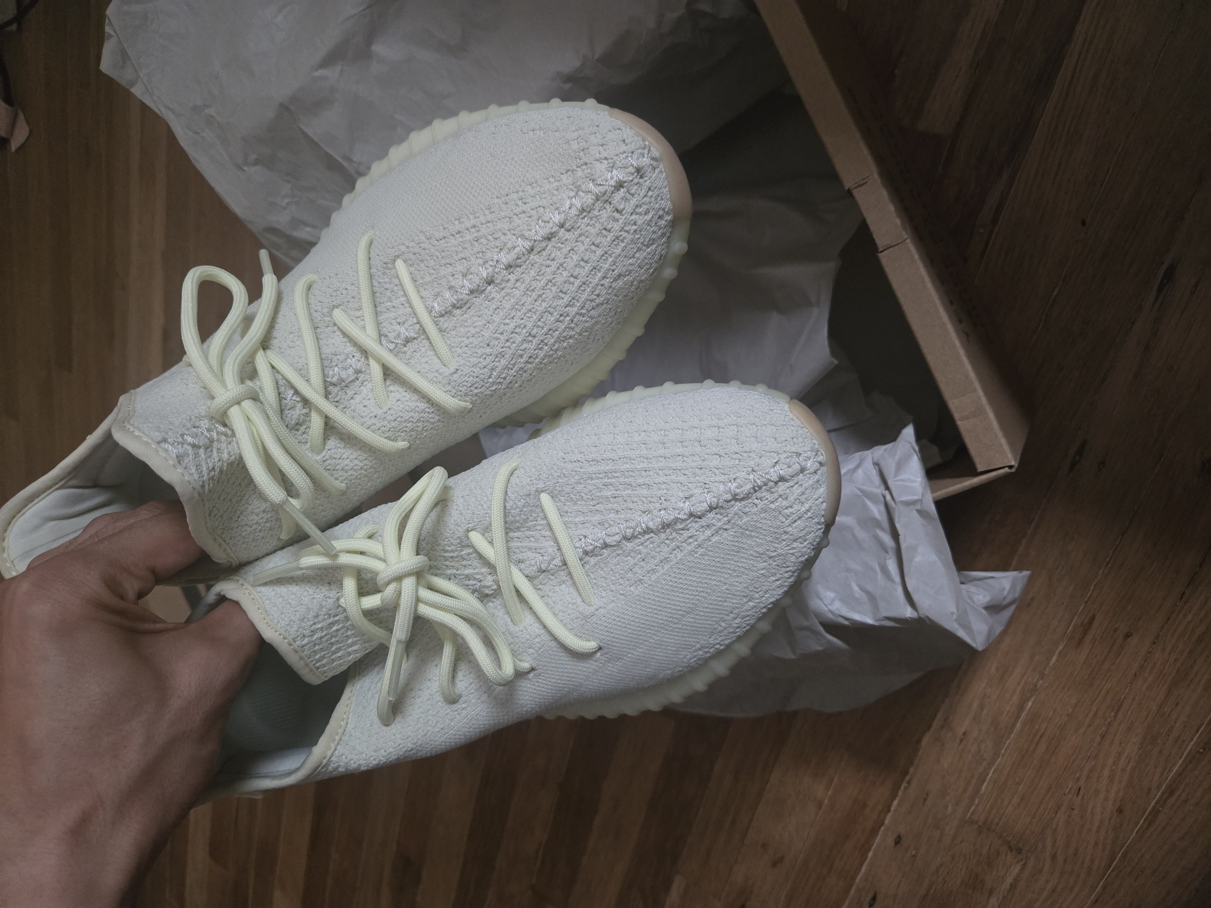Yeezy Yeezy boost 350 v2 Butter Size US 11 / EU 44 - 2 Thumbnail