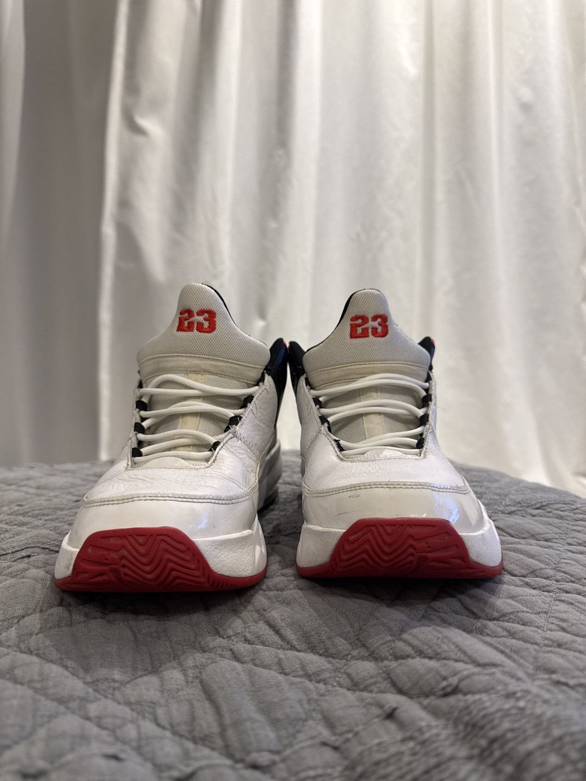 Jordan Brand Air Jordan Max Aura 3 Size US 8.5 / EU 41-42 - 3 Thumbnail