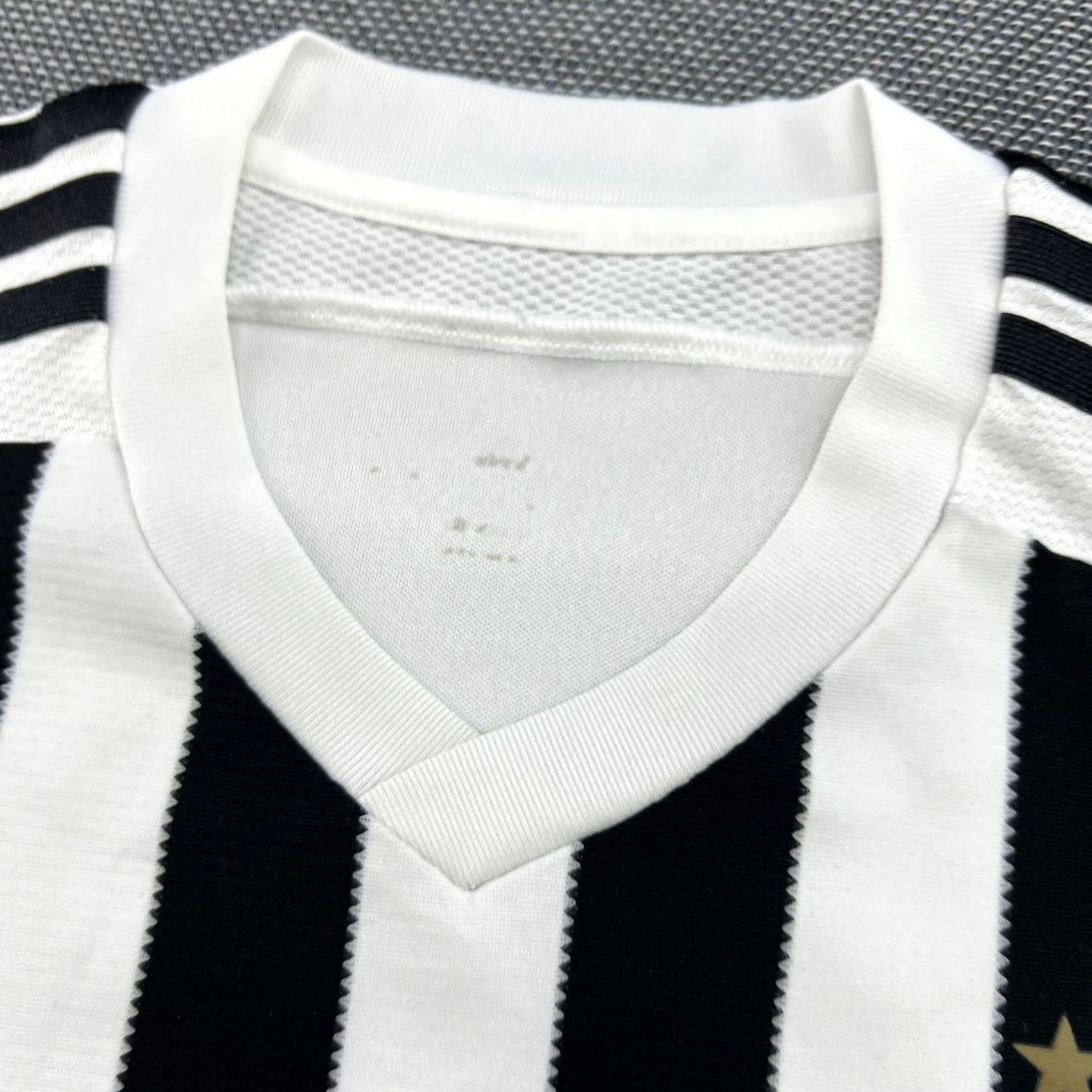 Adidas adidas Juventus 2015-2016 Home Football Jersey Mens XS Adult Shirt Jersey Shirt XS Adidas Multicolor Football Mens XS Adidas Size US XS / EU 42 / 0 - 7 Thumbnail