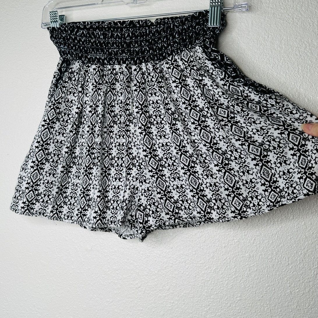 Other Aqua Black & White Diamond Print Pocketed Short Shorts M Size 28" / US 6 / IT 42 - 4 Thumbnail