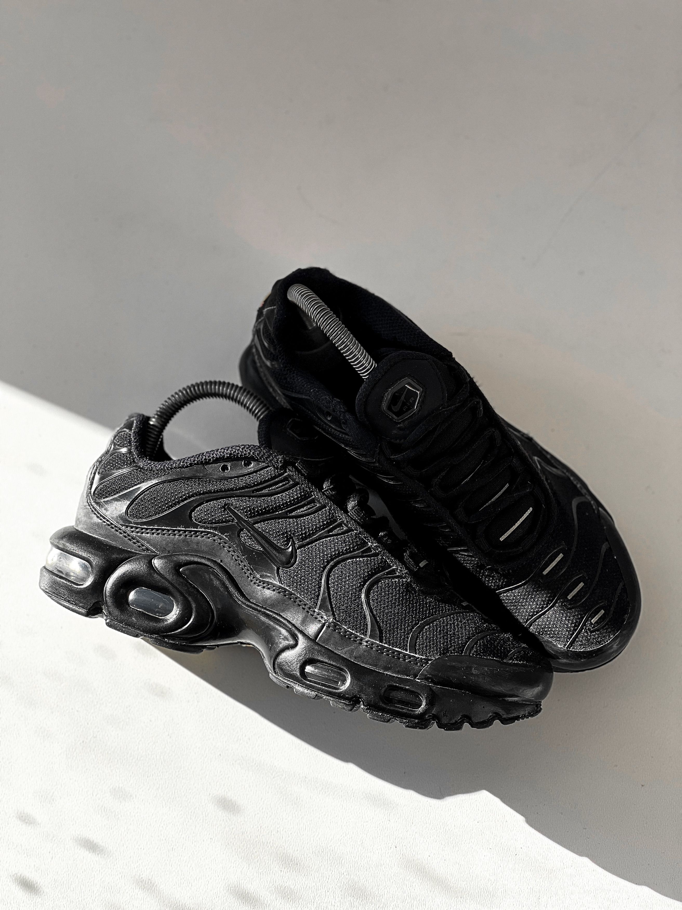 Nike NIKE AIR MAX TN PLUS CD0609-001 Size US 6.5 / IT 36.5 - 2 Thumbnail