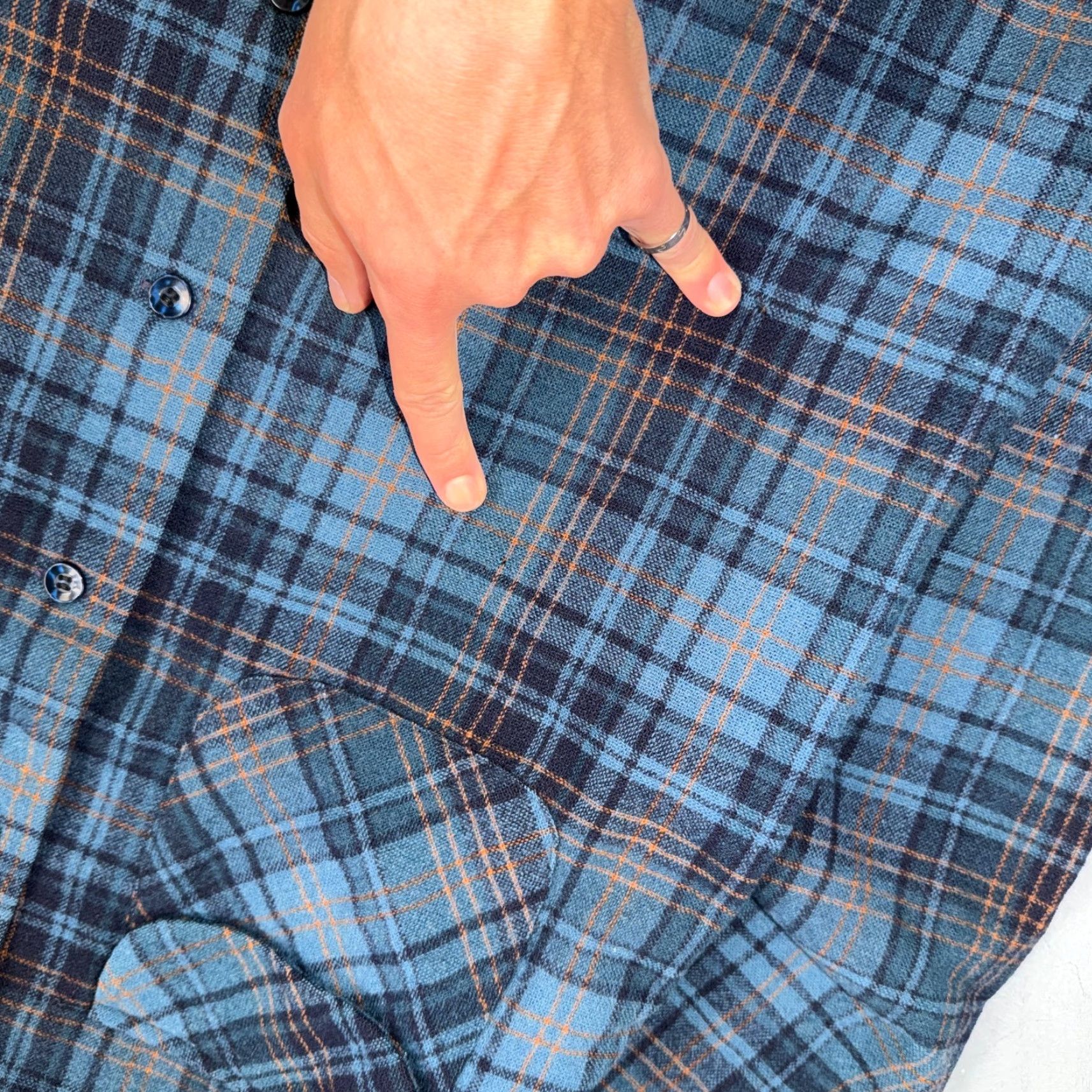 Pendleton VINTAGE Pendleton Board Shirt Mens S 1960s Plaid Wool Long Sleeve Button-Down Collared USA Crest Pattern Blue - Mens Shirt Vintage Workwear Size US S / EU 44-46 / 1 - 5 Thumbnail