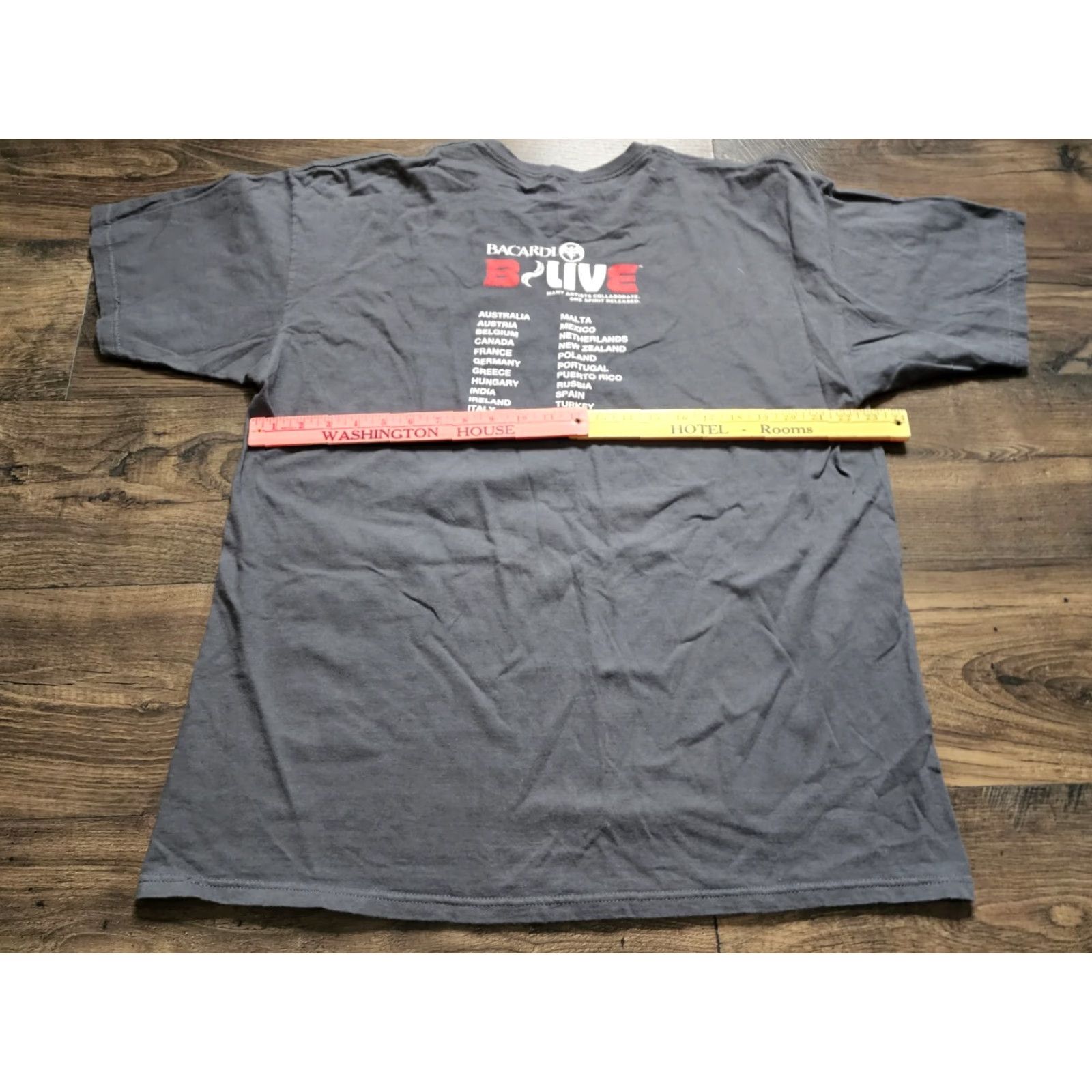 Doublet VINTAGE Bacardi BLive 2007 Music Festival T SHIRT Double Sided Mens XL Gray Cotton Crew Neck Short Sleeve Size US XL / EU 56 / 4 - 3 Thumbnail
