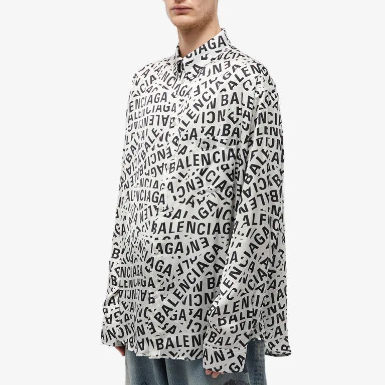 Balenciaga o1mt1gz0924 Logo Strips Large Fit Shirt in Black/White Size US S / EU 44-46 / 1 - 5 Thumbnail