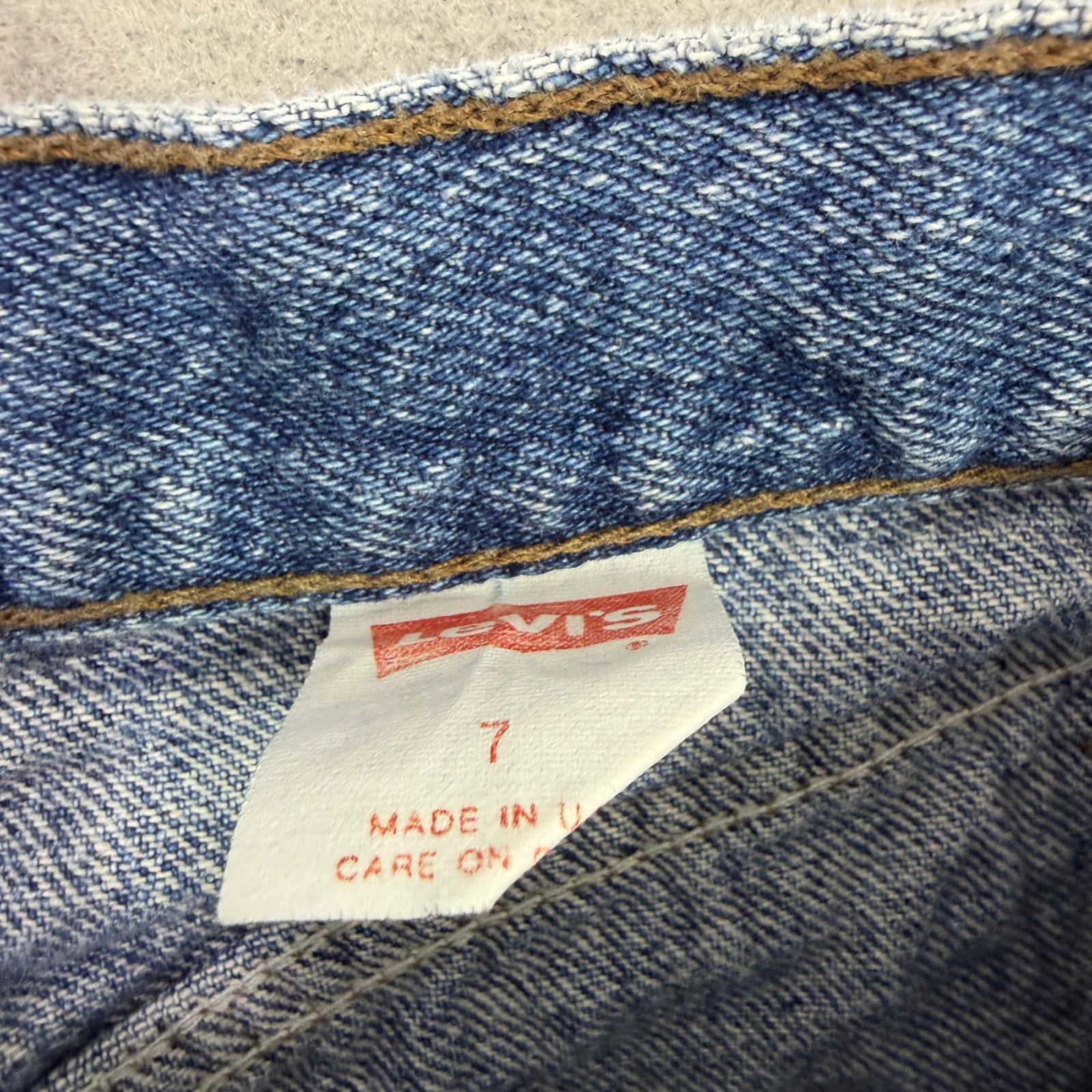 Vintage Vintage Levis 900 Jeans Women's 7 (26x31) Blue Mom High Rise Size 26" / US 2 / IT 38 - 4 Thumbnail