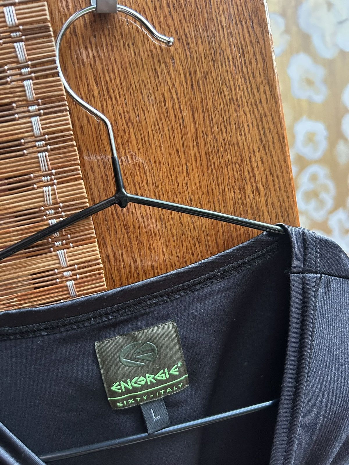 Energie Y2K Energie by Miss Sixty Silky Jersey V-Neck T-Shirt Size L / US 10 / IT 46 - 5 Thumbnail