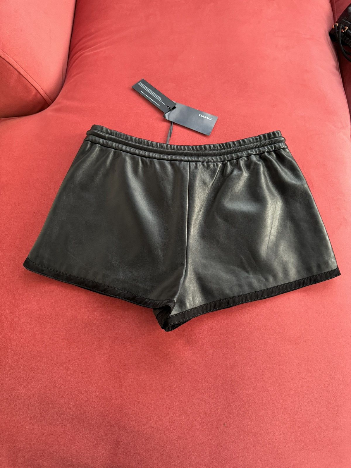Versace Versace black lambskin shorts, size S Size 27" / US 4 / IT 40 - 4 Thumbnail
