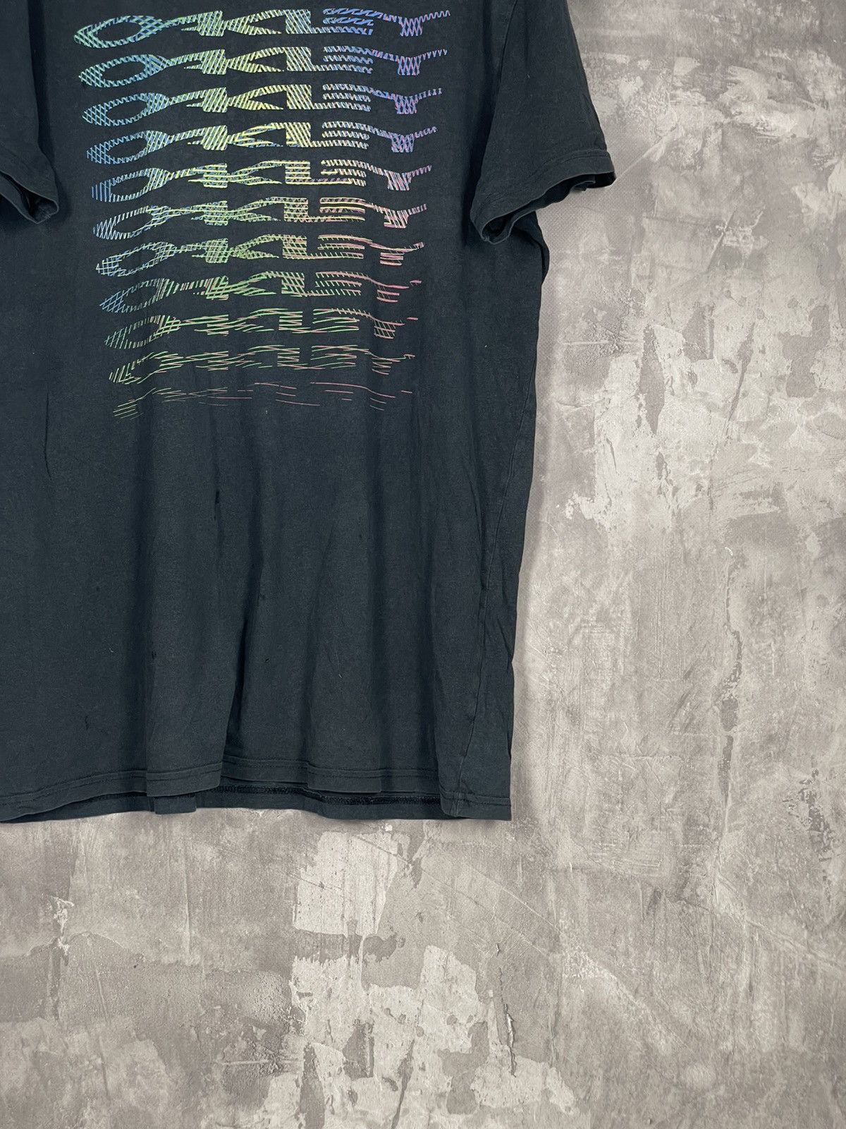 Other Vintage Oakley big logo Y2K Retro Faded t shirt Size US L / EU 52-54 / 3 - 6 Thumbnail