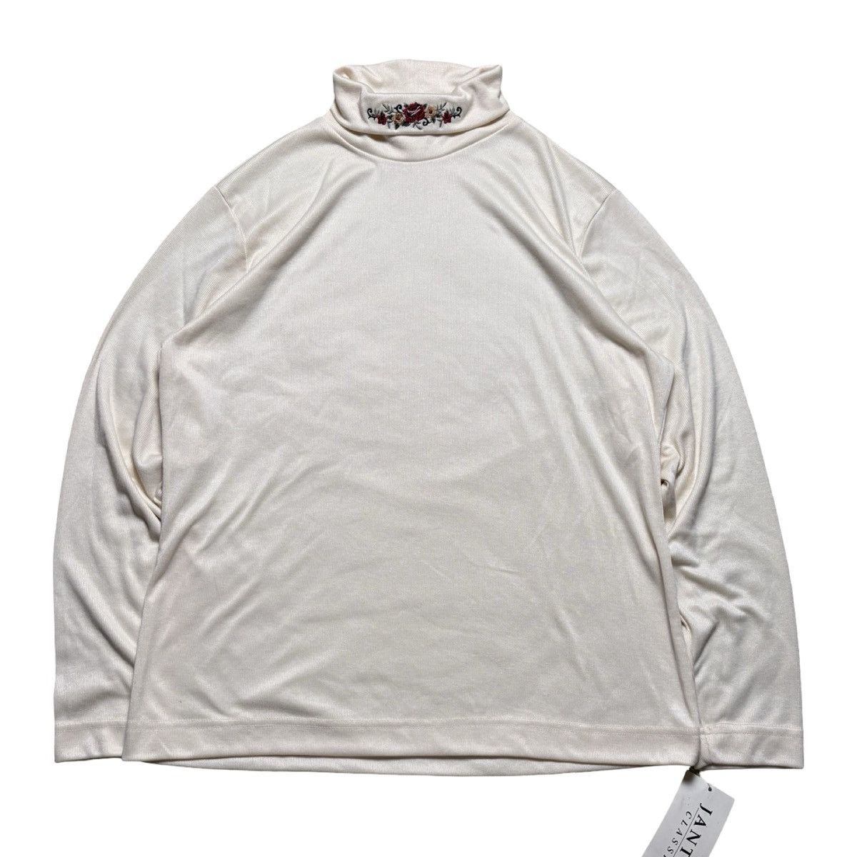 Other Vintage Jantzen Turtle Neck Rose Embroidery Cream Women's M Size M / US 6-8 / IT 42-44 - 1 Thumbnail