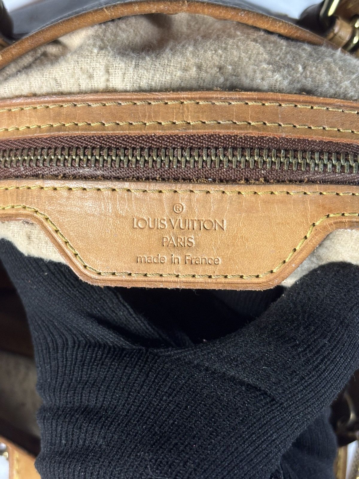 Louis Vuitton (heavy worn) Louis Vuitton Bucket Size ONE SIZE - 7 Thumbnail