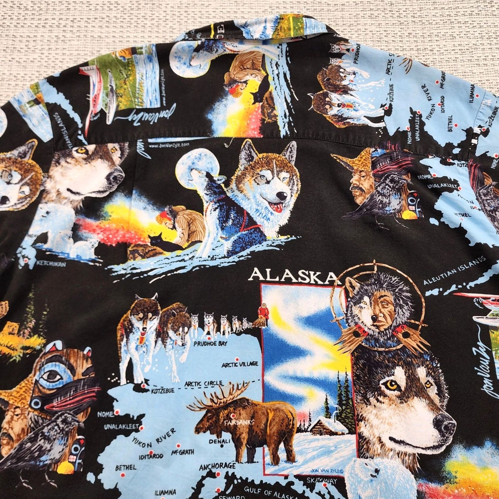 Vintage VINTAGE Banana Jack Honolulu Shirt Mens XL Alaska Map Denali Wolves Bears Jon Van Zyle Shirt Size US XL / EU 56 / 4 - 6 Thumbnail