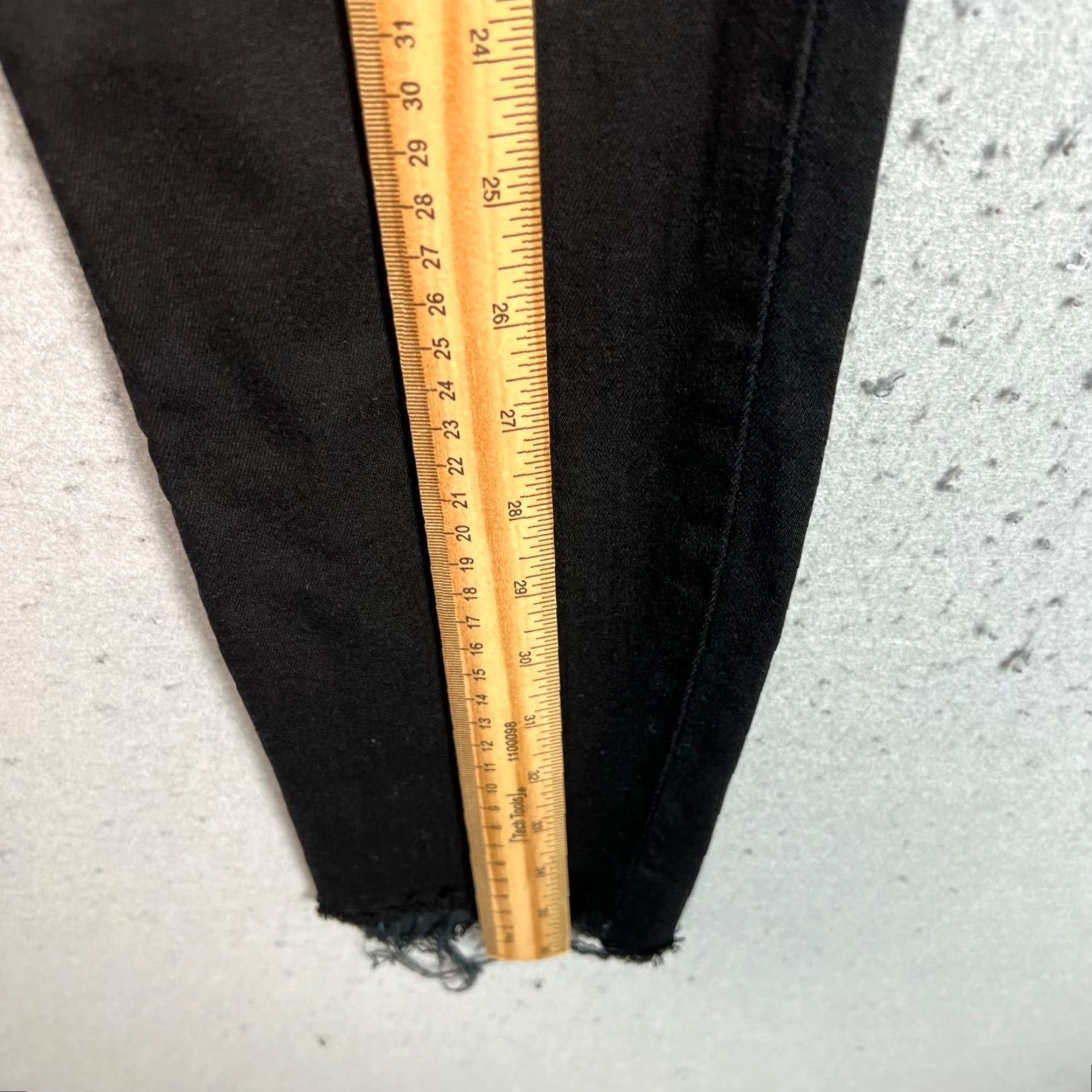 DL1961 DL1961 Margaux Instasculpt Ankle Skinny Jeans Black Raw Hem Size 26 Womens Jeans Size 26" / US 2 / IT 38 - 7 Thumbnail