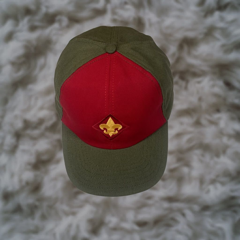 Vintage Unknown Embroidered Adjustable SnapBack Hat Cap Red Green Unisex Adults Baseball Trucker Cap Cap Red Green Embroidered Snapback Hat Size ONE SIZE - 1 Thumbnail