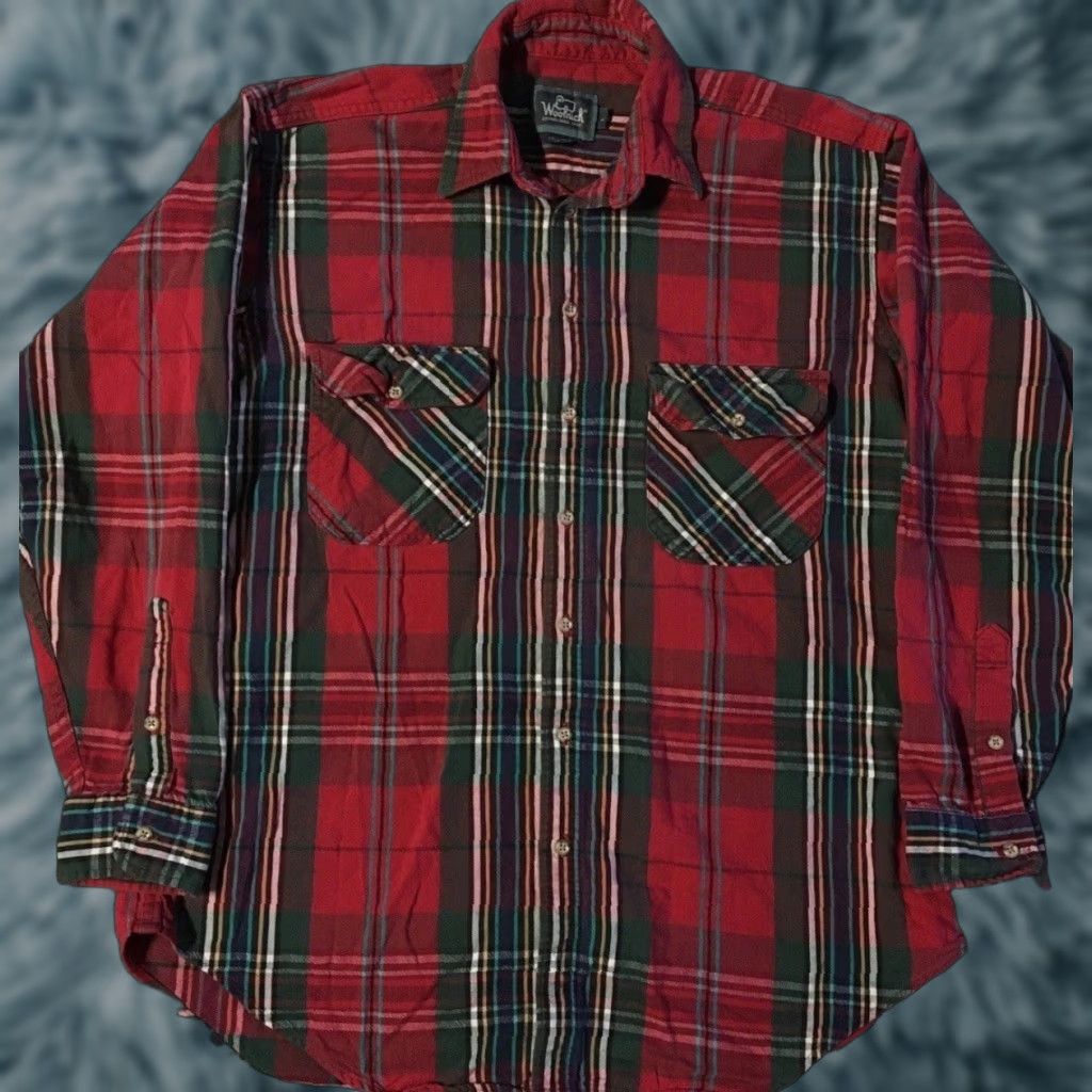 Vintage VINTAGE Woolrich Shirt L USA Plaid Flannel 90s 80s Red Cotton Long Sleeve Button-Up Men Size US L / EU 52-54 / 3 - 1 Thumbnail