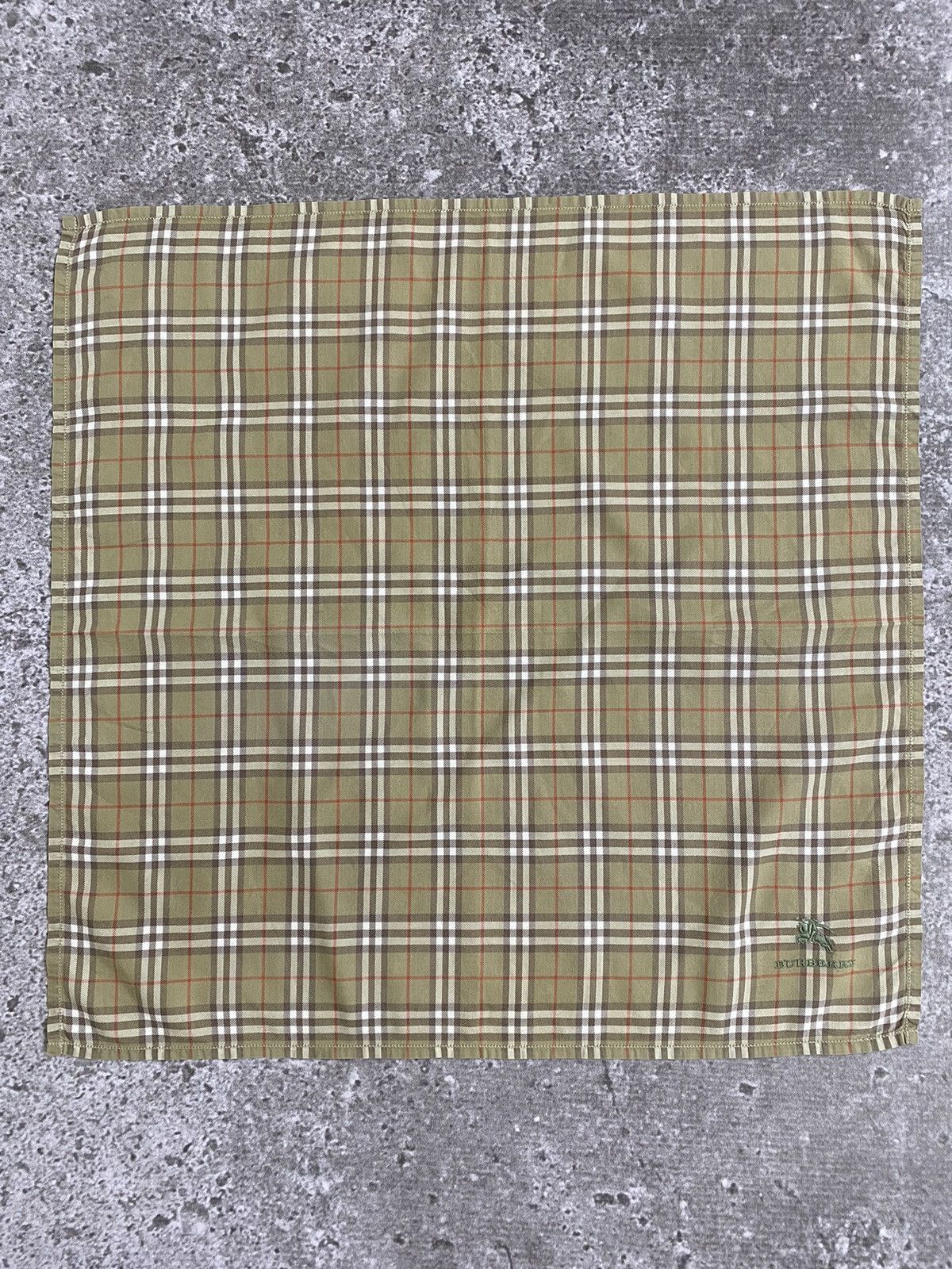 Burberry Burberry Handkerchief / Bandana / Neckerchief Size ONE SIZE - 2 Thumbnail