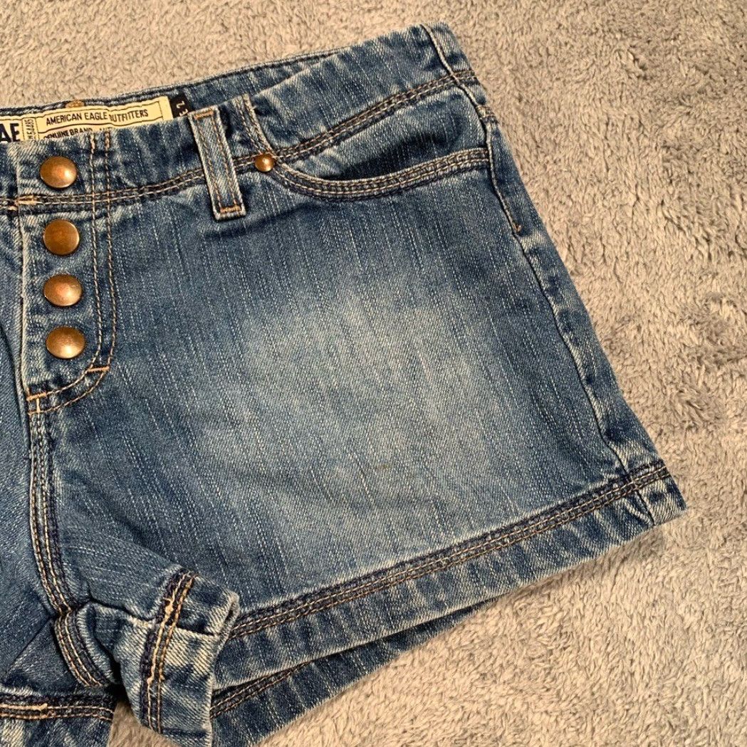American Eagle Outfitters American Eagle Outfitters y2k Blue Jean Shorts Cut-Off Women 2 Blue y2k Blue Jean Shorts Cut-Off Women 2 Blue American Eagle Outfitters Size 26" / US 2 / IT 38 - 3 Thumbnail
