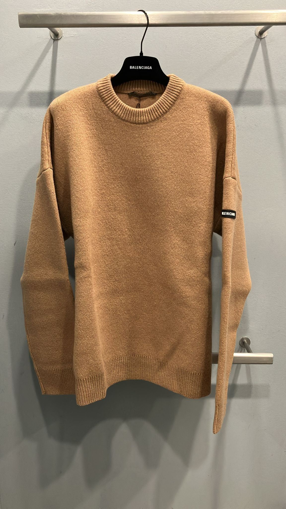 Balenciaga o1la1rc1a0325 Crewneck Sweater in Dark Beige Size US XL / EU 56 / 4 - 1 Preview
