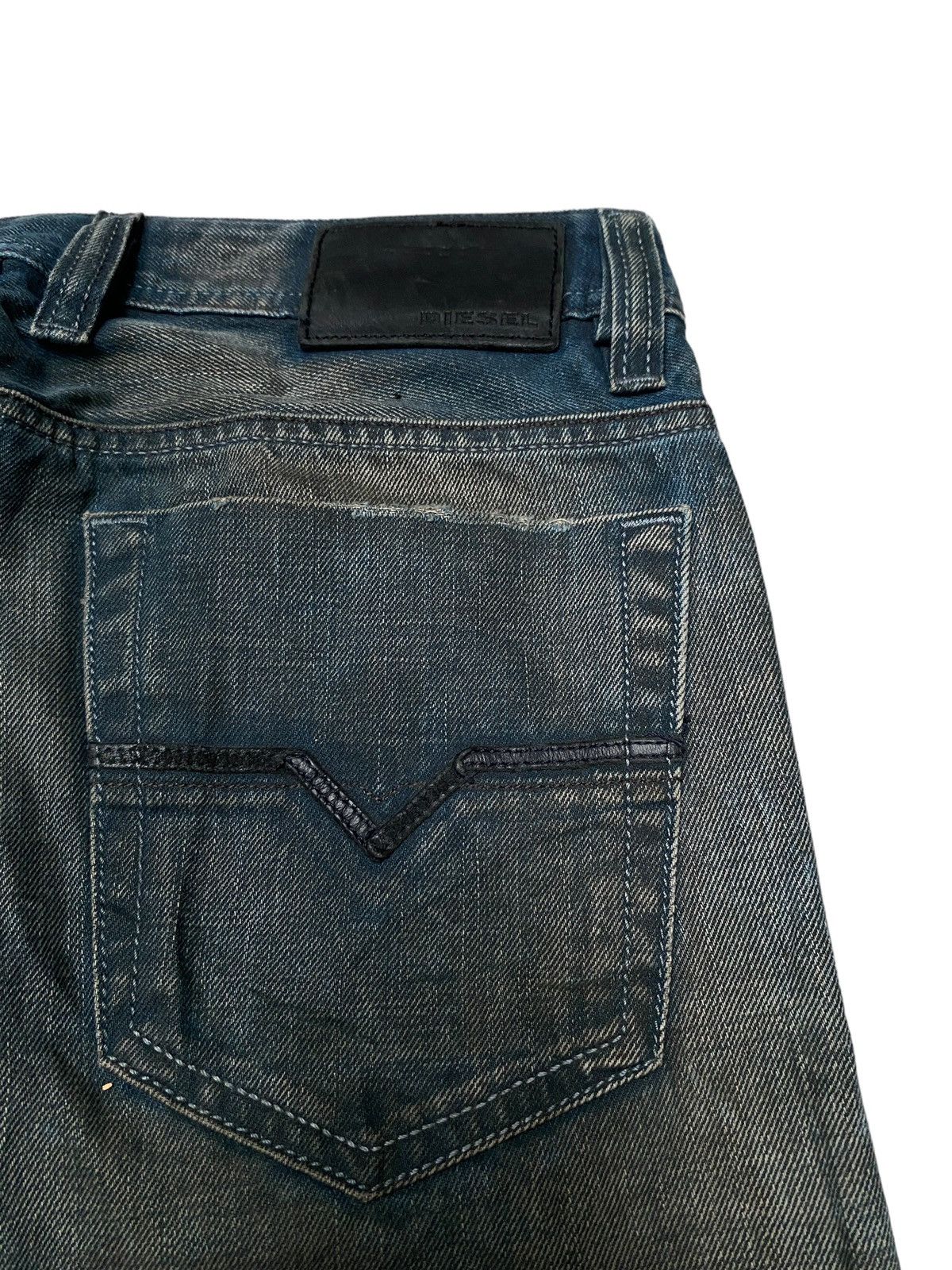 Vintage Vintage Brand Diesel Flared Jeans 1990s Size US 30 / EU 46 - 7 Thumbnail