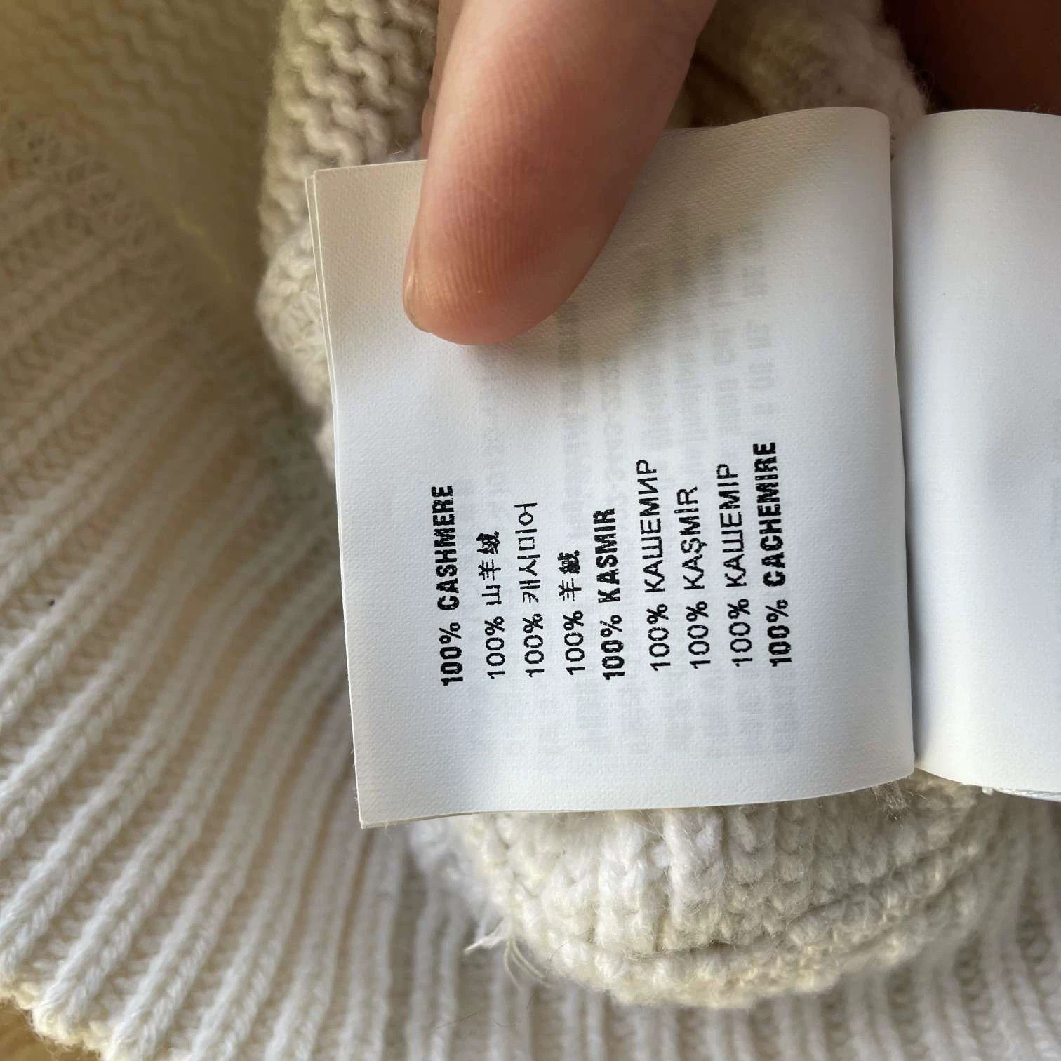 Miu Miu MIU MIU white cashmere logo sweater women's 38 Size S / US 4 / IT 40 - 7 Thumbnail