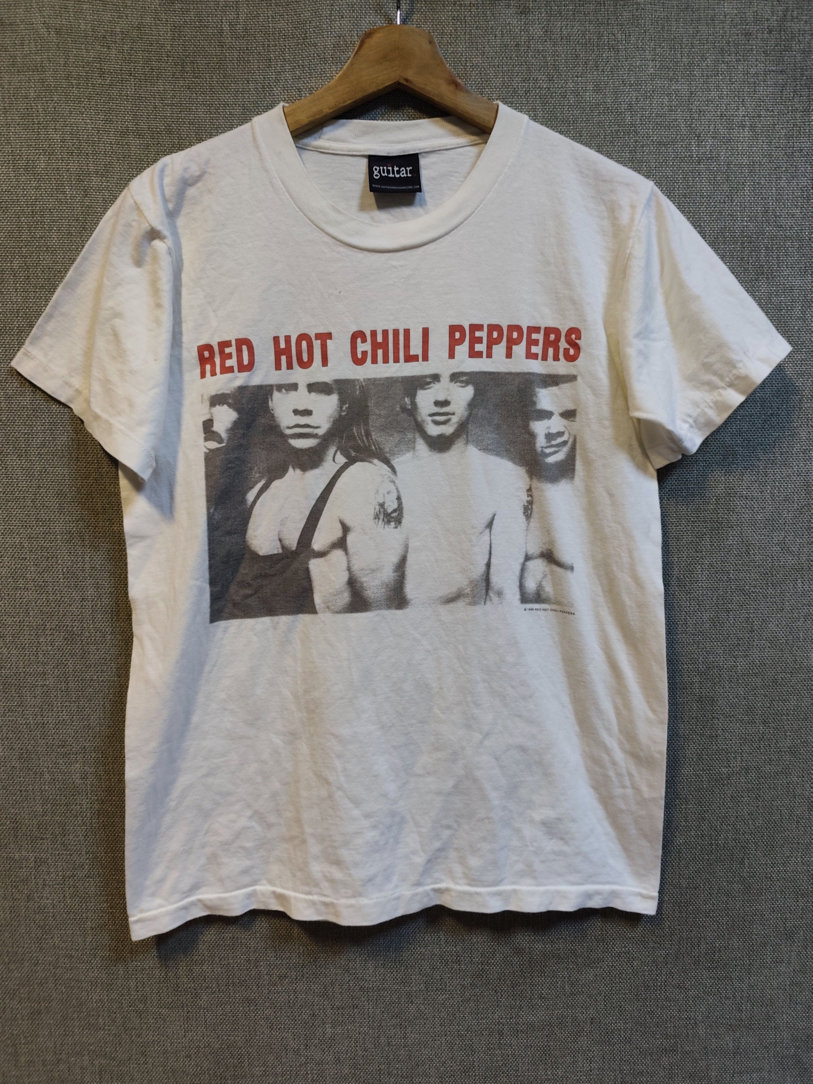 Band Tees vintage 90s t shirt bootleg band red hot chili peppers Size US S / EU 44-46 / 1 - 1 Thumbnail