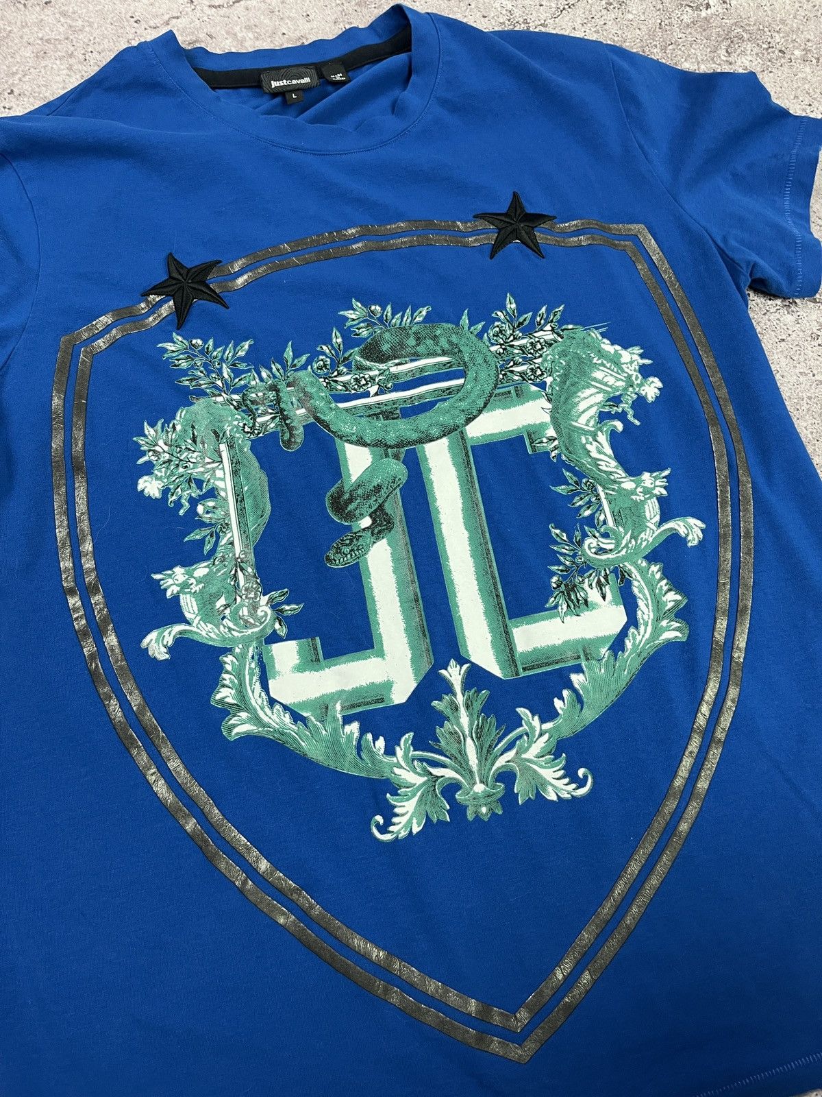 Just Cavalli Blue Snake Crest T-Shirt Graphic Stretch Cotton Designer Y2K Size US L / EU 52-54 / 3 - 3 Thumbnail