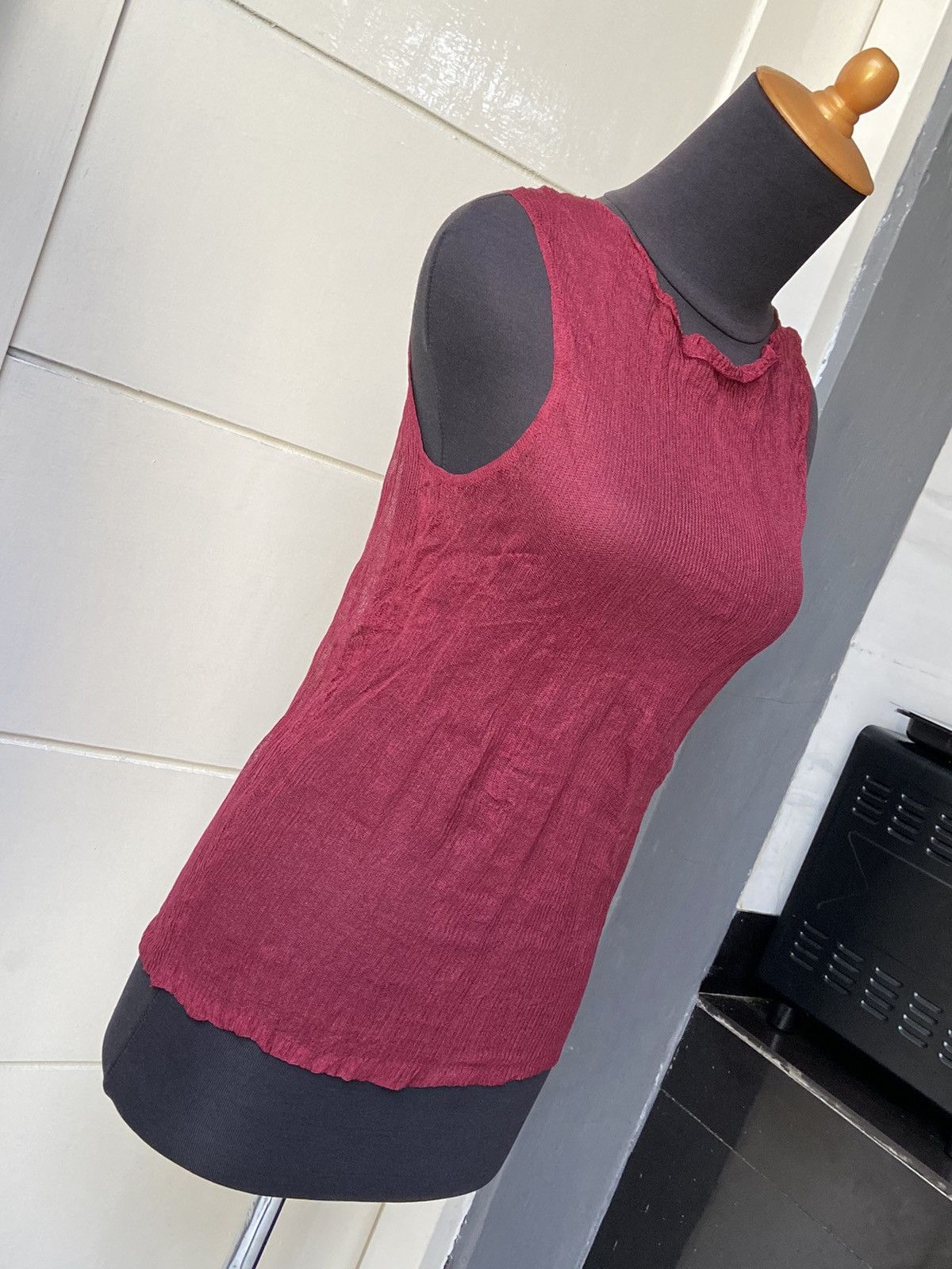 DKNY DKNY Maroon Mesh Sleeveless T-shirt Size XXS / US 00 / IT 34 - 11 Thumbnail