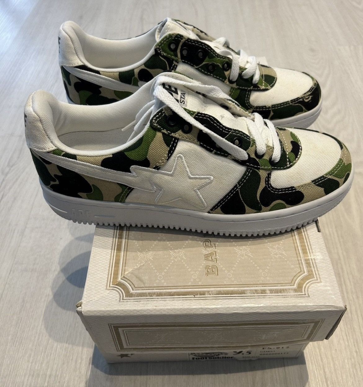 Bape RARE OG 2003 A BATHING APE GREEN ABC CAMO CANVAS BAPESTA Size US 9.5 / EU 42-43 - 6 Thumbnail