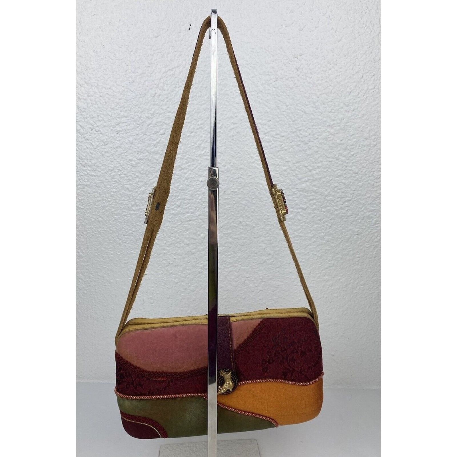Mary Frances VTG Mary Frances Shoes Heel Beaded Velvet Shoulder Bag Purse Size ONE SIZE - 6 Thumbnail