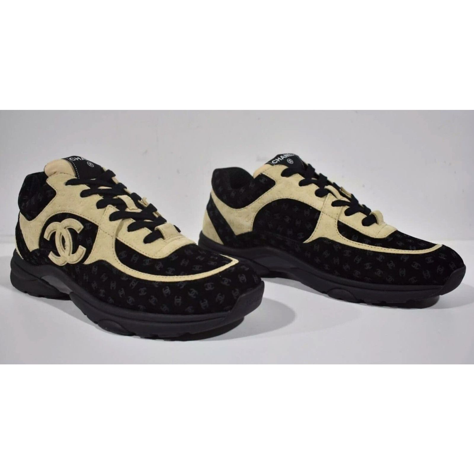 Chanel Chanel Suede CC Logo Low Top Lace Up Trainer Sneaker 44 11 Size US 11 / EU 44 - 2 Thumbnail