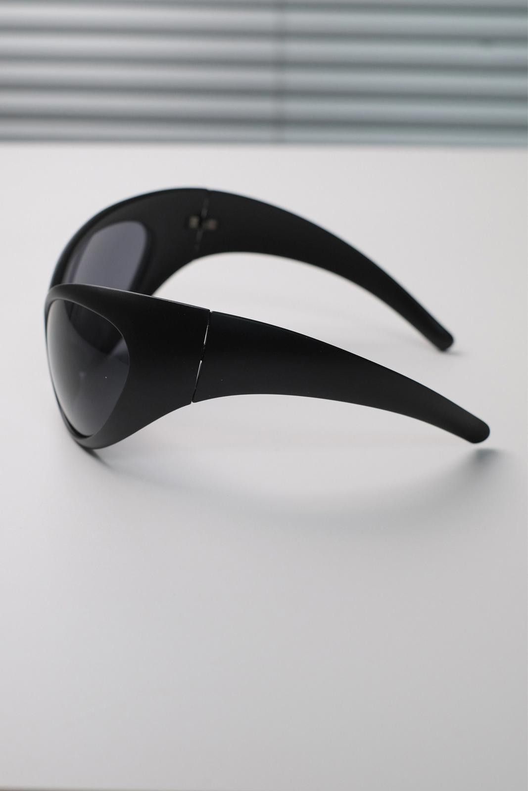 Other Y2k Vtg Avant Garde Warp Around Black Sunglasses Unisex OS Size ONE SIZE - 6 Thumbnail