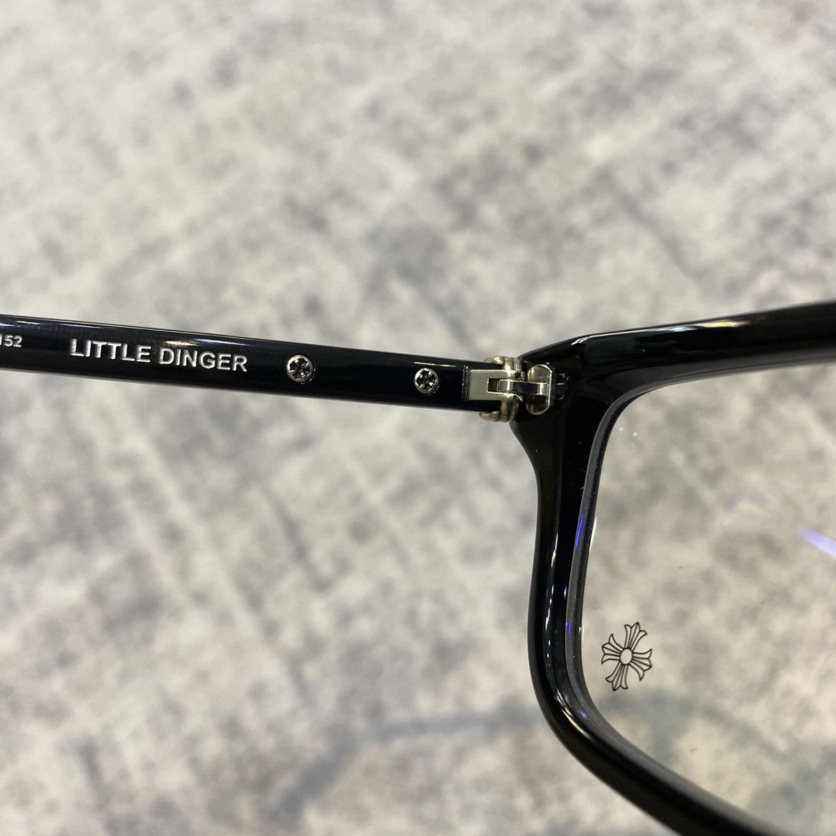 Chrome Hearts CHROME HEARTS LITTLE DINGER ĐEN Size ONE SIZE - 4 Thumbnail