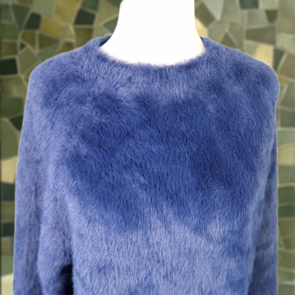 Vintage VINTAGE Navy Blue Fuzzy Faux Fur Crewneck Pullover Sweater Large Women KnIt Solid Long Sleeve Casual Size L / US 10 / IT 46 - 1 Thumbnail