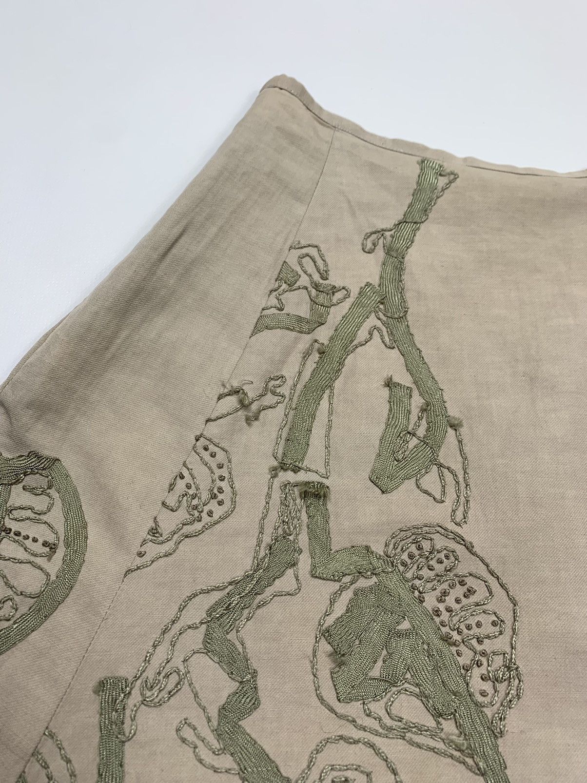 Dries Van Noten DRIES VAN NOTEN Embroidered flowers linen skirt 00s vintage Size 26" / US 2 / IT 38 - 20 Thumbnail