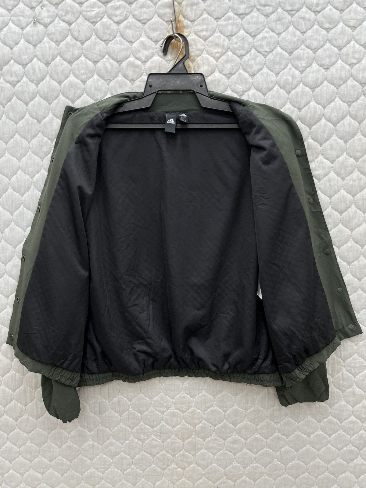 Adidas 🔥🔥🔥STEALS ADIDAS 3 STRIPE JACKET Size S / US 4 / IT 40 - 7 Thumbnail