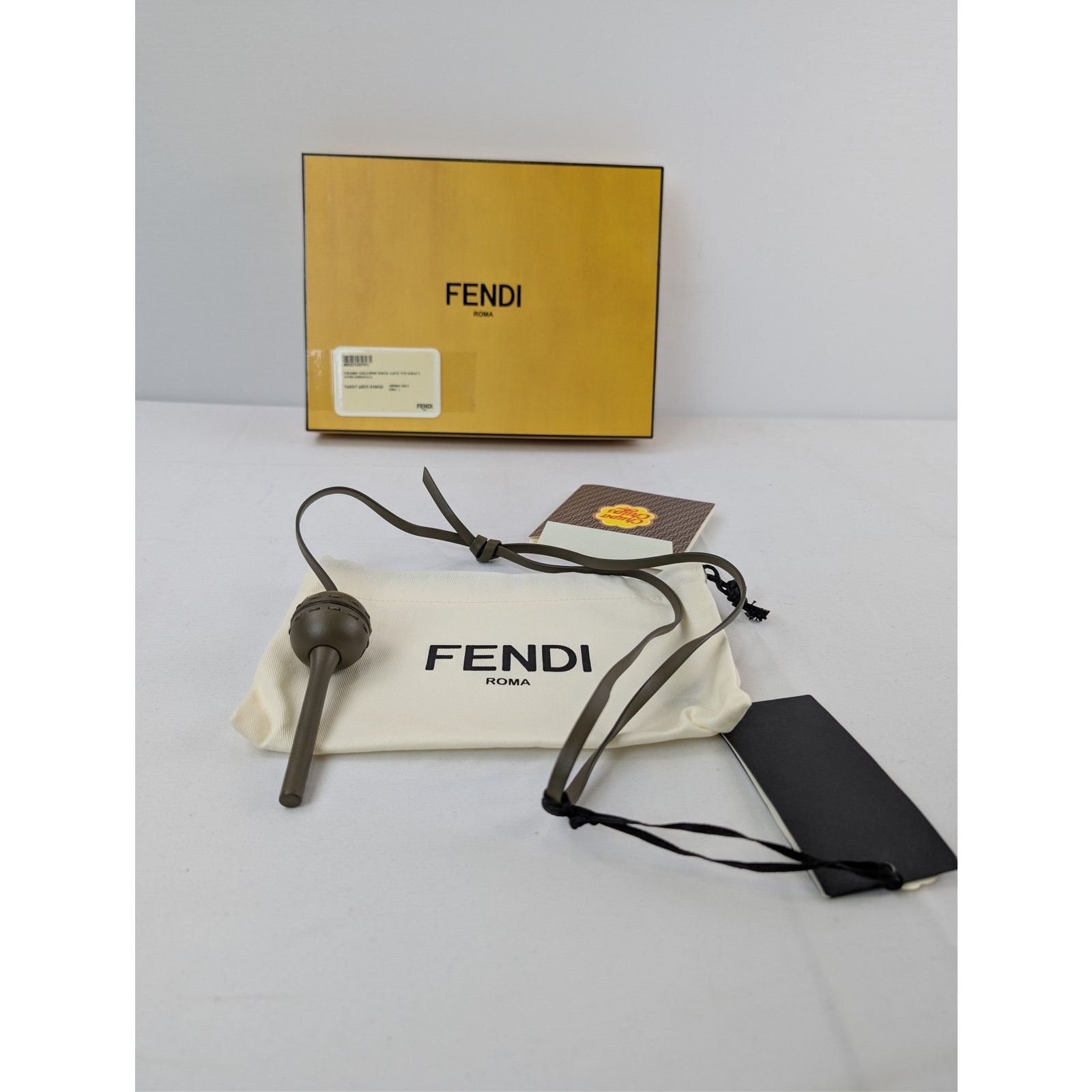 Fendi o1rshd1 Q:3 / Size: OS / Charm Lollipop Holder Necklace Size ONE SIZE - 10 Thumbnail