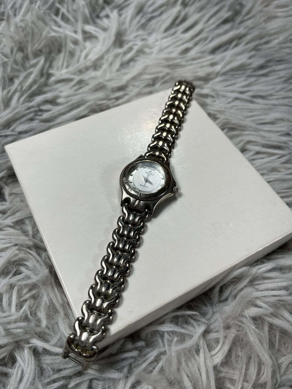 Japanese Brand Rivoli Stainless Steel Quartz Watch – Japanese Brand Size ONE SIZE - 10 Thumbnail