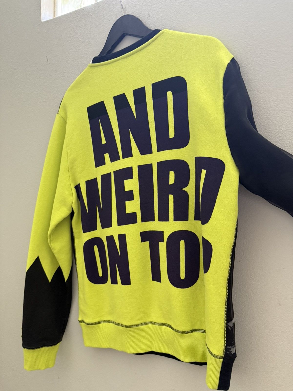 Kenzo Kenzo “ the whole world is wild at heart” Size US XL / EU 56 / 4 - 5 Thumbnail