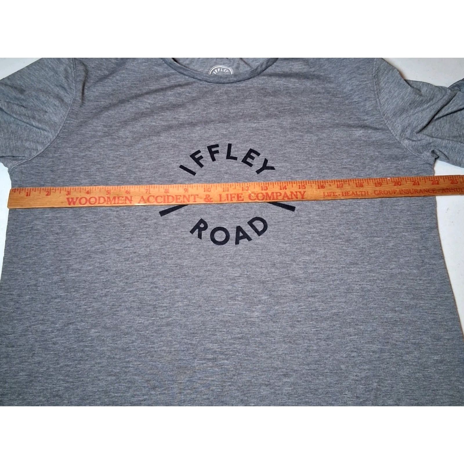 Logo 7 Iffley Road T Shirt Men XL Gray Logo Running Athletic Size US XL / EU 56 / 4 - 5 Thumbnail