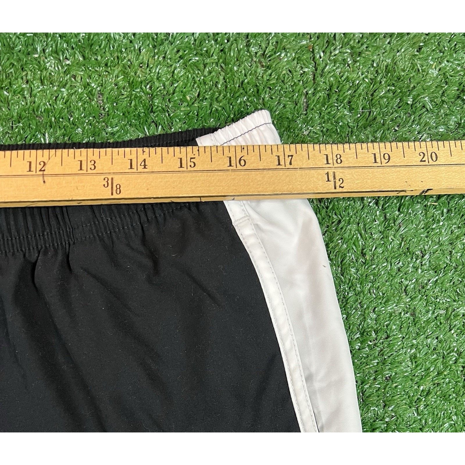 Nike Vintage Nike Windbreaker Black Baggy Swooshie Joggers XL Size US 36 / EU 52 - 3 Thumbnail