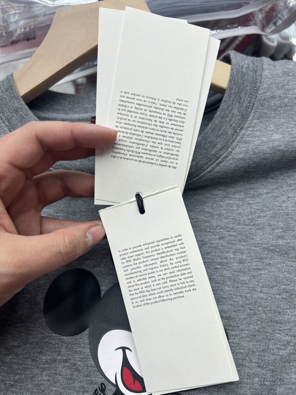 Gucci Gucci x Disney Mickey Mouse Gray Tee Size US M / EU 48-50 / 2 - 9 Thumbnail