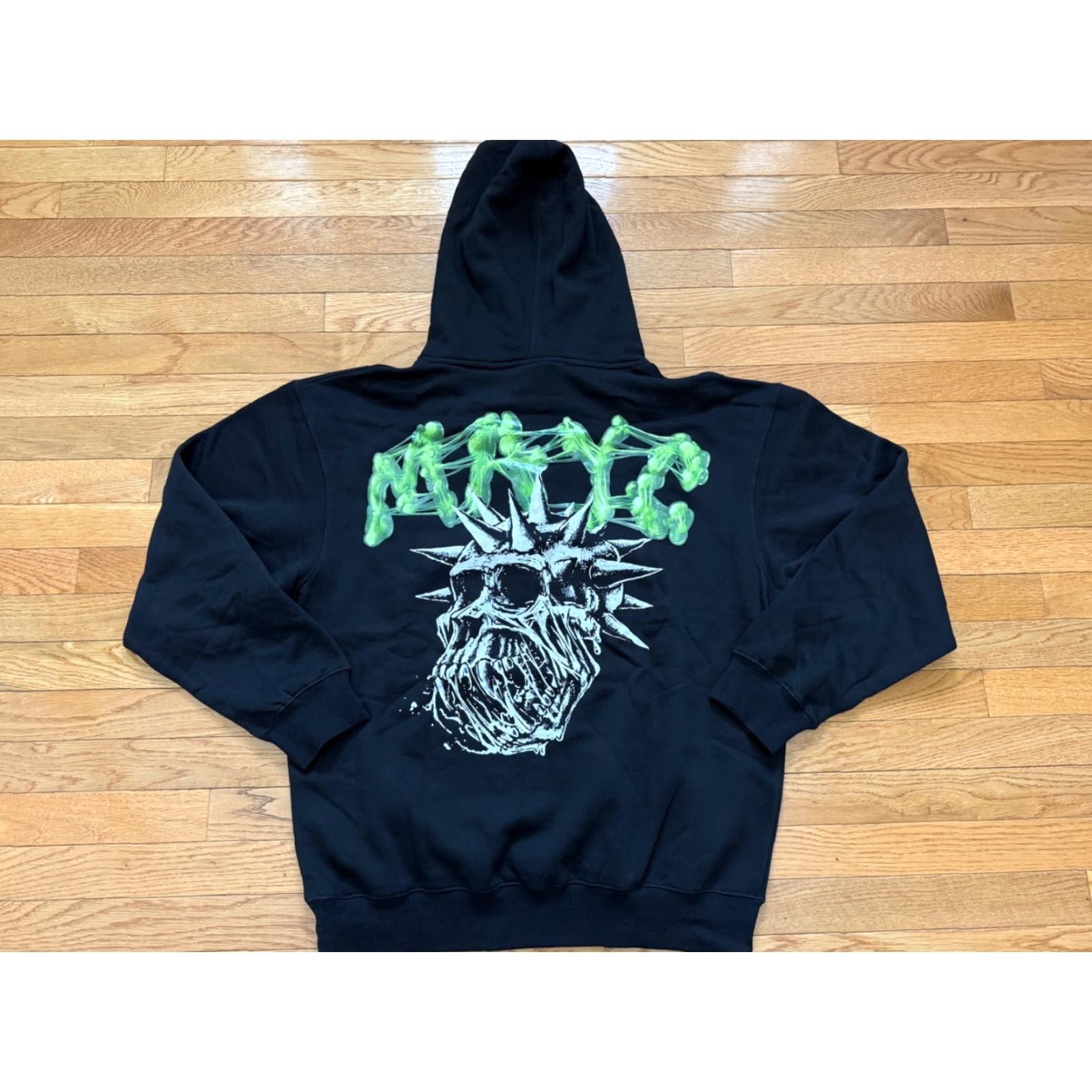 Vintage Mutant Ape Yacht Club Mutant World Hoodie Mens L Black NWOT Size US L / EU 52-54 / 3 - 2 Thumbnail