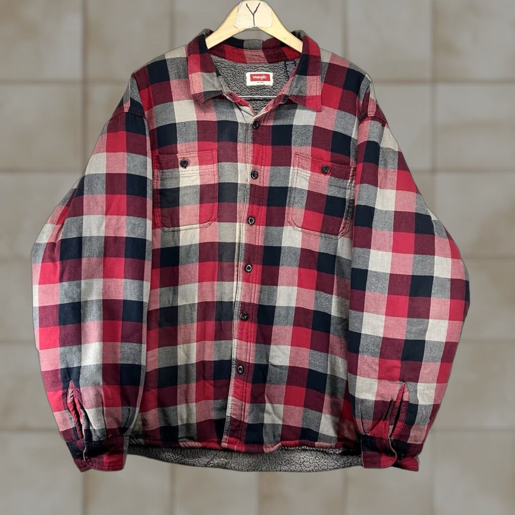 Wrangler VINTAGE Wrangler 3XL Mens Flannel Jacket Shacket Sherpa Lined Pockets 90s Plaid Blue) Size US XXL / EU 58 / 5 - 1 Thumbnail