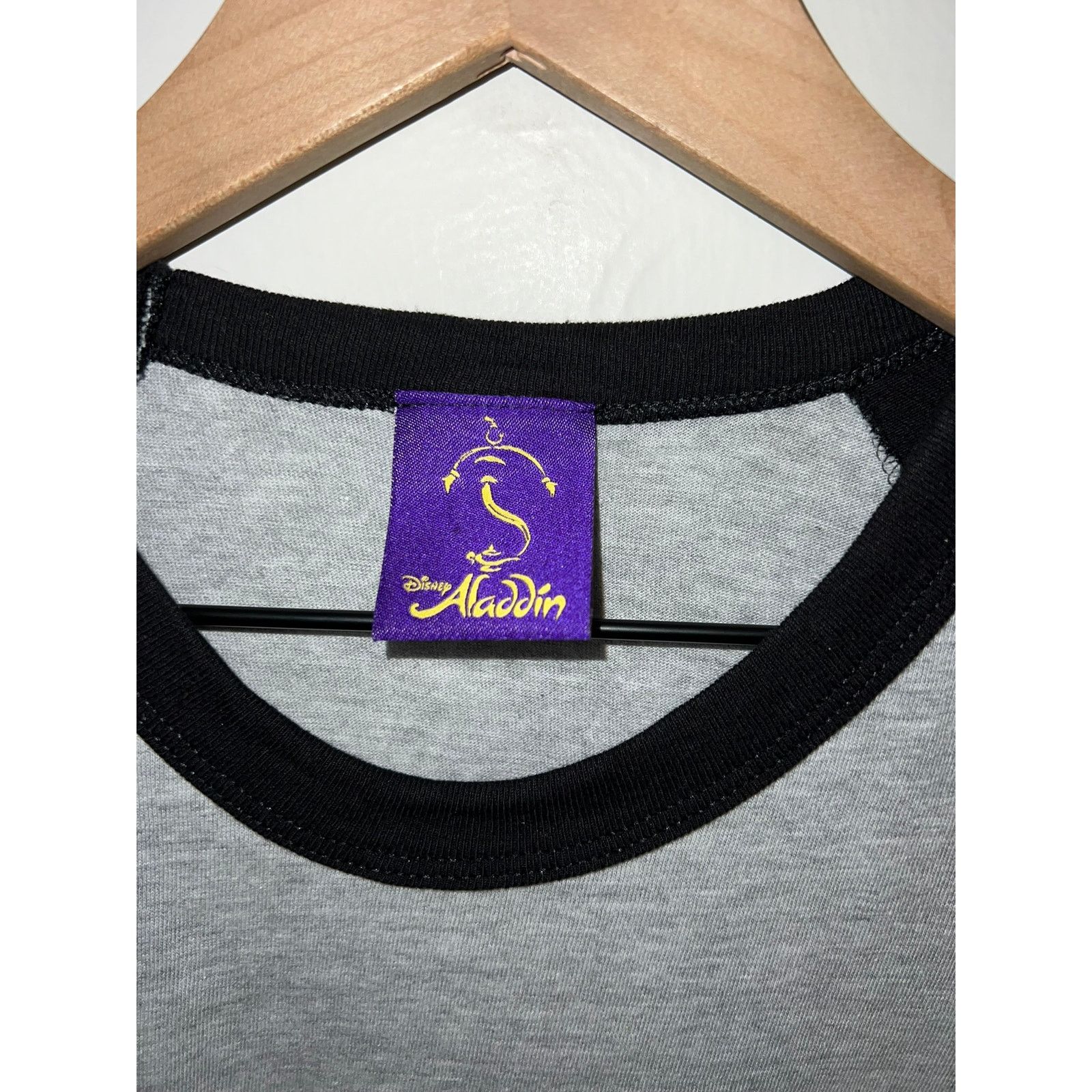 Disney Disney Aladdin Shirt Long Mid Sleeve Movie Play Raglan Tee M Size US M / EU 48-50 / 2 - 6 Thumbnail